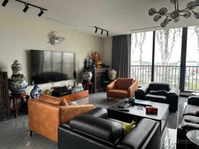 Bán nhà mặt phố Nguyễn Hoàng Tôn, Tây Hồ, DT 169m2 - LH: 0332958030