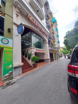 Bán nhà mặt phố Nghi Tàm, Tây Hồ, DT 132m2 - LH: 0968830699