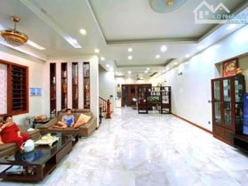 Bán Biệt Thự  Lưu Hữu Phước, Nam Từ Liêm , DT 200m2 - LH:  0986844251