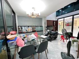 Bán nhà phố Hàng Vải, Hoàn Kiếm, 40m2 x 5 tầng - LH: 0915919686