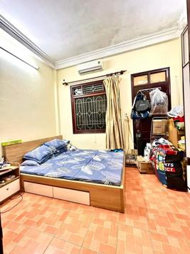 Bán nhà mặt phố Giải Phóng, Thanh Xuân, DT 116m2 - LH: 0382249079