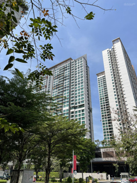 Bán biệt thự mặt tiền quận Bình Tân, DT: 9x20m - LH: 0931775056