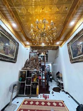 Bán nhà mặt phố Tam Trinh, Hoàng Mai, DT 45m2 - LH: 0936529913