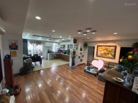 Bán căn chung cư  Ngọc Khánh, Ba Đình - DT: 136 m2 - LH: 0914416789
