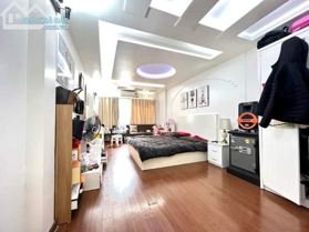 Bán nhà mặt phố Nhà Chung, Hoàn Kiếm, DT 42m2 - LH: 0963738356