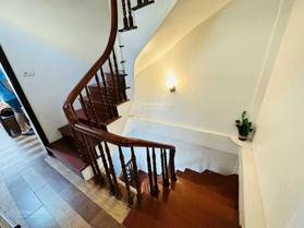 Bán nhà Cổ Nhuế, Bắc Từ Liêm, DT: 45m2, 5 tầng - LH: 0928148988