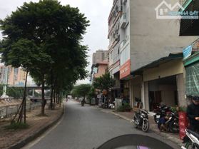 Bán nhà mặt phố Tương Mai, Hai Bà Trưng, DT 190m2 - LH: 093831136