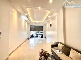 Bán nhà mặt phố Mạc Thị Bưởi, Hai Bà Trưng, DT 80m2 - LH: 0888941979