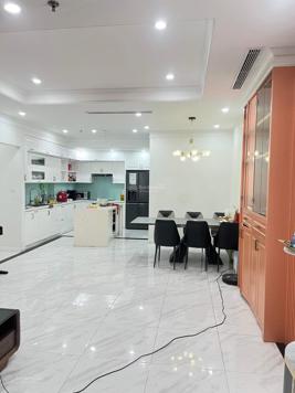 Bán căn 3pn đẹp nhất tòa Chelsea Residences, dt 110m2, Cầu Giấy - LH: 097763216