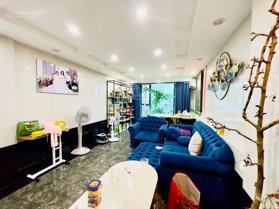 Bán nhà mặt đường Bười, Ba Đình, DT 50m2 - LH: 0936593544