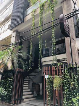 Bán nhà mặt phố Cửa Bắc, Ba Đình, DT 120m2 - LH: 0902555962