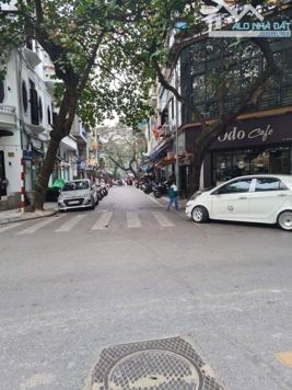 Bán nhà mặt phố  Phùng Khắc Khoan, Hai Bà Trưng, DT 22m2 - LH: 0983114936