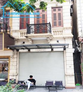 Bán nhà mặt phố Quang Trung, Hai Bà Trưng, DT 75m2 - LH: 0988339385