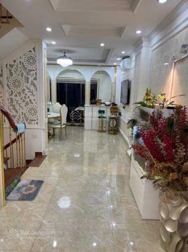 Bán nhà tại Phùng Chí Kiên nhà 7 tầng, 55m2, Cầu Giấy - LH: 0913988233