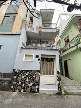 Bán nhà khu vực rất thuận tiện Bình Thạnh - LH: 0767828113