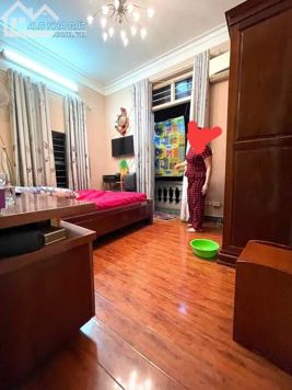 Bán nhà mặt phố Nguyễn Huy Tự, Hai Bà Trưng, DT 366m2 - LH: 0964171222
