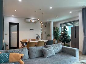 Bán nhà mặt phố Đội Cấn, Ba Đình, DT 138m2 - LH: 0968878190