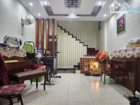 Bán nhà mặt phố Nguyễn Thái Học, Ba Đình, DT 120m2 - LH: 0912361312