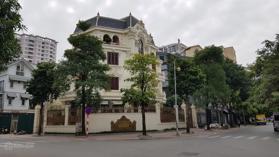 Bán nhà biệt thự Nghĩa Đô, Cầu Giấy, 300m2 x 3,5 tầng - LH: 0988837680