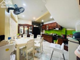 Bán nhà mặt phố Ngọc Khánh, Ba Đình, DT 62m2 - LH: 0989551356