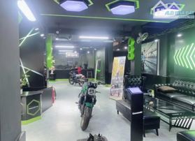 Bán nhà mặt phố Nguyễn Văn Cừ, Long Biên, DT 100m2 - LH: 0982255168
