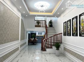 Bán nhà mặt phố Lệ Mật, Long Biên, DT 42m2 - LH: 0816 664 860