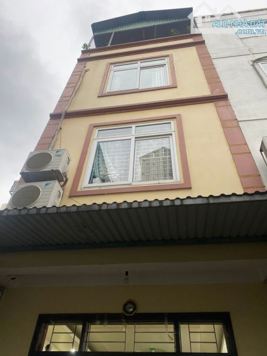 Bán nhà mặt phố Kẻ Tạnh, Long Biên, DT 37m2 - LH:0948398899