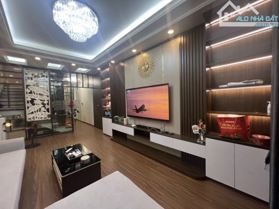 Bán nhà mặt phố Nguyễn Minh Châu, Long Biên, DT 70m2 - LH: 0859712203