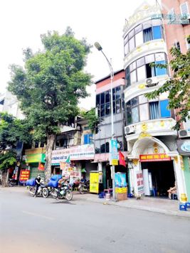 Bán nhà mặt phố Ngô Gia Khảm, Long Biên, DT 144m2- LH: 0812076668