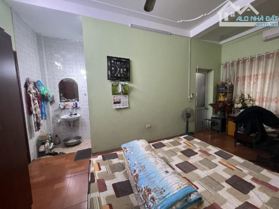 Bán nhà mặt phố Lệ Mật, Long Biên, DT 56m2 - LH:  0962873265