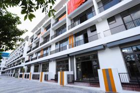 Bán nhà mặt phố Đức Giang, Long Biên, DT 79m2 - LH: 0968096506