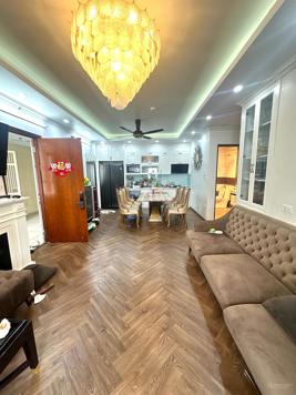 Bán căn hộ chung cư CT1 Thạch Bàn, Long Biên, DT 100m2 - LH: 0988211190