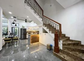 Bán nhà riêng đường Cách Mạng T8, Quận 3, 90 m² - LH: 0907861895
