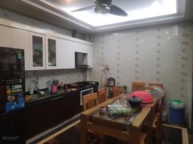 Bán nhà mặt phố Bùi Đằng Đoàn, Hà Đông, DT 58m2 - LH: 0961323951