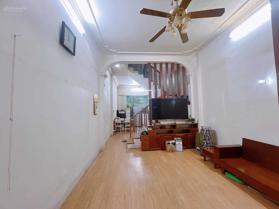 Bán nhà mặt phố  Lê Hồng Phong, Hà Đông, DT 42m2 - LH: 0814520666
