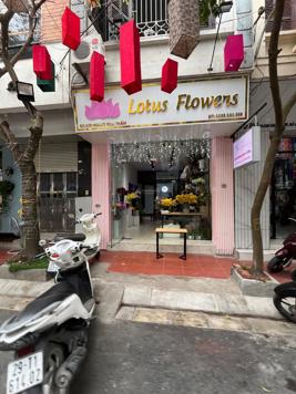 Bán nhà mặt phố Hoàng Hoa Thám, Hà Đông, DT 90m2 - LH: 0989656967