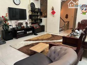 Bán nhà mặt phố Ngô Gia Tự, Hà Đông, DT 52m2 - LH:0962659932