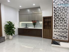 Bán nhà mặt phố Nhuệ Giang, Hà Đông, DT 50m2 - LH: 0904604054