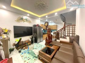Bán nhà mặt phố Tô Hiến Thành, Hà Đông, DT 67m2 - LH: 0934503893
