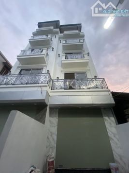 Bán nhà mặt phố Biên Giang, Hà Đông, DT 40m2 - LH: 0918937901