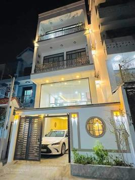 Bán nhà riêng tại đường Huỳnh Tấn Phát, Quận 7, 50 m² - LH: 0772000020