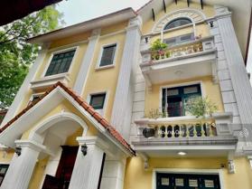 Bán biệt thự sân vườn Hoàng Ngân, Thanh Xuân, DT 180,2m2 - LH: 0835967888