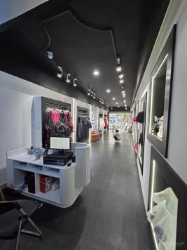 Bán nhà mặt phố Thái Hà, Đống Đa, DT 135m2 - LH: 0943191516