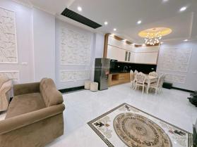 Bán nhà mặt phố Trường Chinh, Đống Đa, DT 56m2 - LH: 0948392799