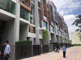 Bán nhà mặt phố đường Hậu Giang, Quận 6, DT 199,5 m² - LH: 090 816 6850