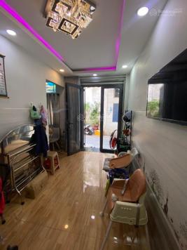 Bán nhà riêng tại đường Bà Hom, Quận 6, DT 26,32 m² - LH: 0909779221