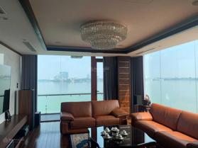 Bán nhà mặt phố Nguyễn Trường Tộ, Ba Đình, DT 82m2 - LH: 0913191588