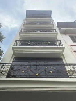 Bán nhà mặt phố Lạc Long Quân, Tây Hồ, DT 57m2 - LH: 0979384836