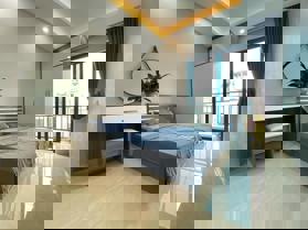 BÁN CĂN HỘ DỊCH VỤ 118M. 8 TẦNG. THU 185 TRIỆU/THÁNG.