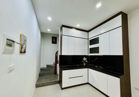 Bán nhà riêng Tôn Đức Thắng, Đống Đa, DT 25m2 - LH: 0986774768